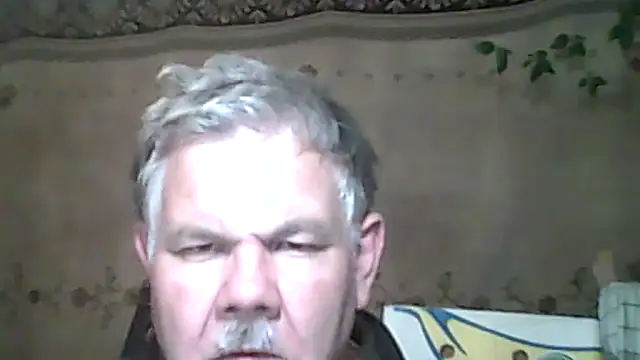 Snapshot of A1B3- chatting on 09/23/25, 04:21 A1B3- online show from 09/23/25, 04:21