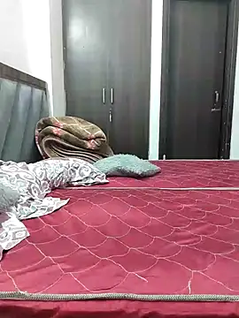 Snapshot of sweetpj chatting on 10/17/25, 06:10 sweetpj online show from 10/17/25, 06:10