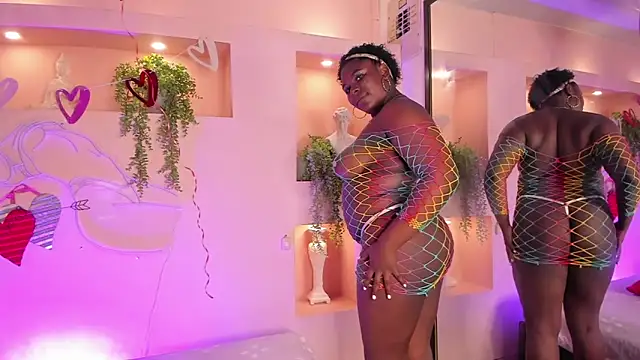 NanyMoreno online show from 02/12/26, 08:15