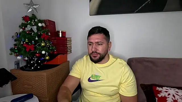 Gold Alpha Boy online show from 12/02/25, 11:26