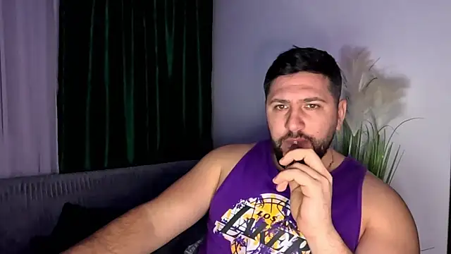 Gold Alpha Boy online show from 01/17/26, 11:08