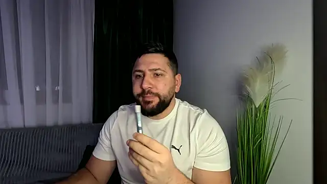 Gold Alpha Boy online show from 02/09/26, 08:02