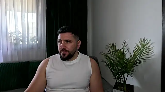 Gold Alpha Boy online show from 05/04/26, 01:29