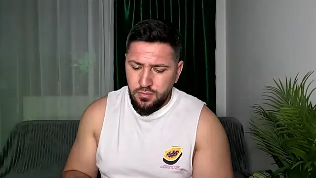 Gold Alpha Boy online show from 05/11/26, 06:05