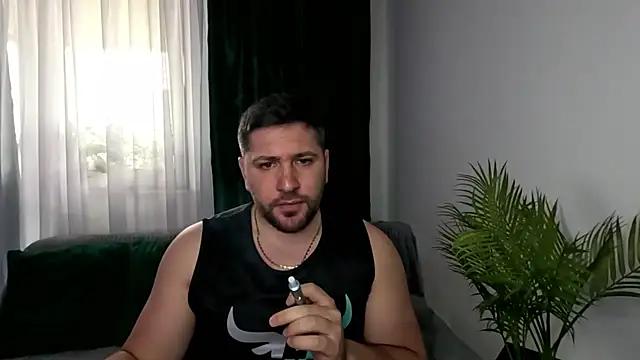 Gold Alpha Boy online show from 05/20/26, 12:11