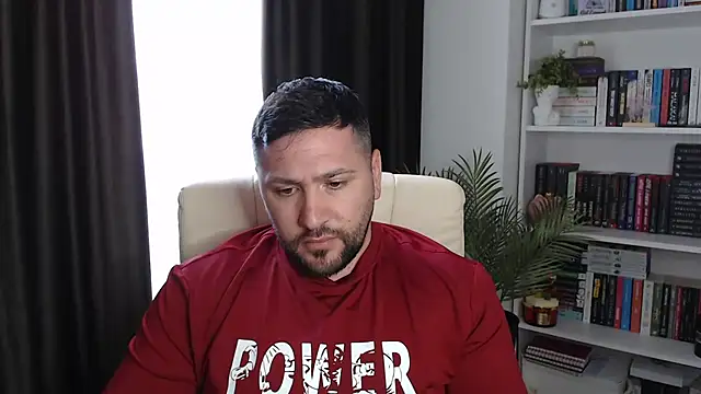 Gold Alpha Boy online show from 05/28/26, 08:11