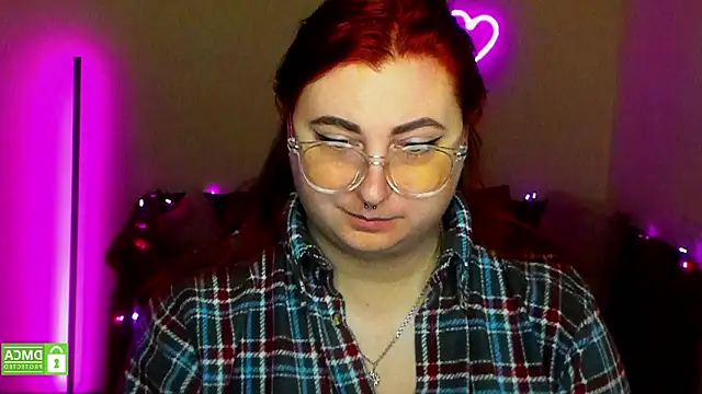 Alicia love00 online show from 02/02/26, 12:26