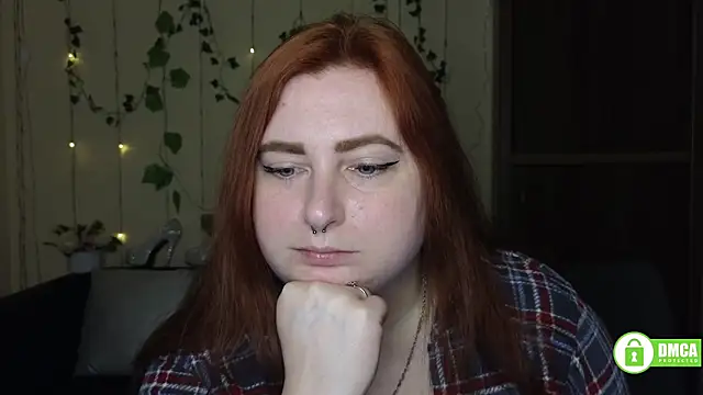 Snapshot of Alicia_love00 chatting on 03/17/26, 06:28 Alicia love00 online show from 03/17/26, 06:28