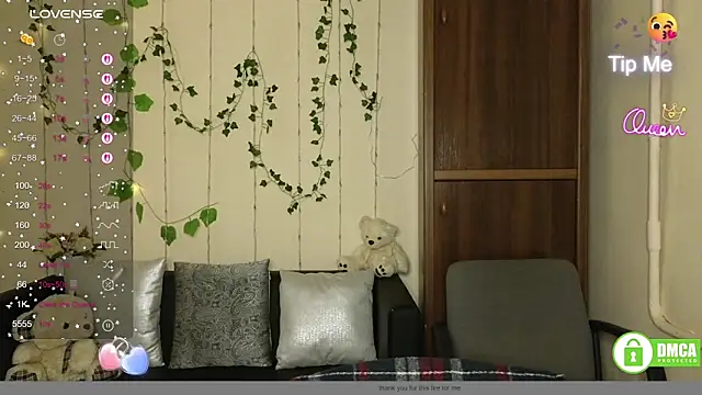 Snapshot of Alicia_love00 chatting on 04/12/26, 05:23 Alicia love00 online show from 04/12/26, 05:23