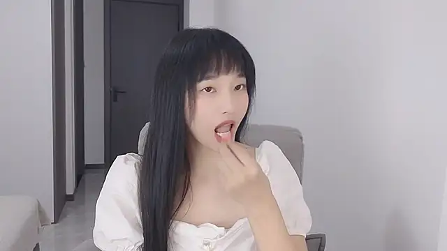 Snapshot of Lisa-3333 chatting on 09/12/25, 01:55 Lisa-3333 online show from 09/12/25, 01:55