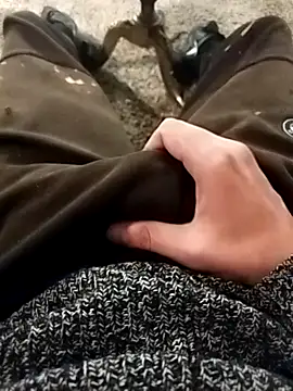 idhem   31 online show from 03/10/26, 07:30