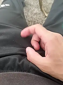 idhem   31 online show from 03/18/26, 01:14