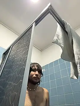 Snapshot of Luxx_14 chatting on 09/25/25, 03:49 Luxx 14 online show from 09/25/25, 03:49