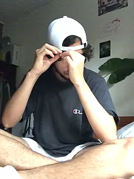 Snapshot of Luxx_14 chatting on 10/12/25, 12:04 Luxx 14 online show from 10/12/25, 12:04