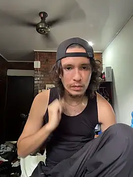 Luxx 14 online show from 04/13/26, 09:42