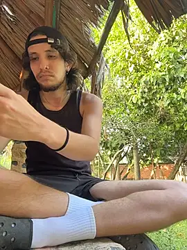 Luxx 14 online show from 04/19/26, 10:23