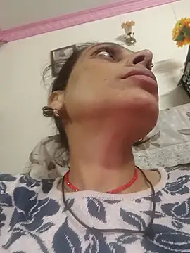 ISHANI-SINGH online show from 12/20/25, 04:47