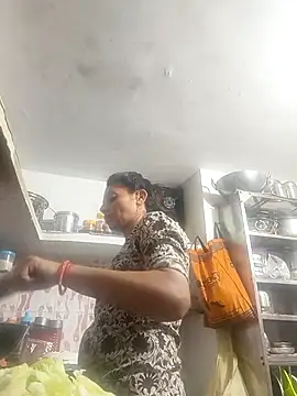 ISHANI-SINGH online show from 02/24/26, 04:05