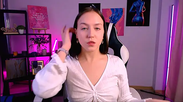 CindySparkl online show from 12/14/25, 04:40