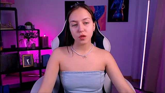 CindySparkl online show from 12/19/25, 03:46