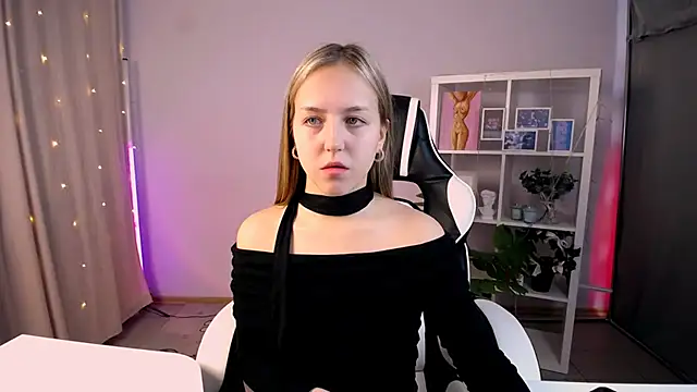 CindySparkl online show from 03/15/26, 05:57