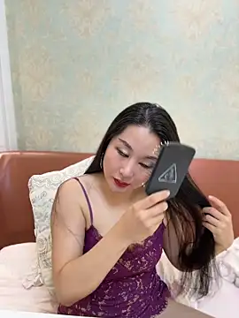 Candice888 online show from 05/18/26, 09:48