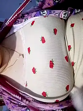 Hnonasix89 online show from 04/04/26, 11:02