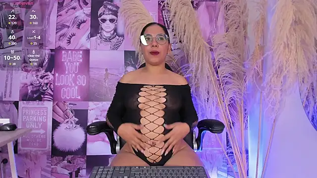 iSofiaass online show from 05/14/26, 02:35