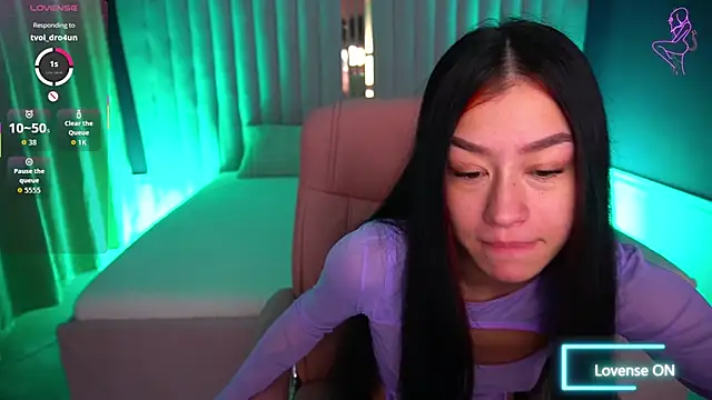 FataleNellie online show from 11/21/25, 09:57