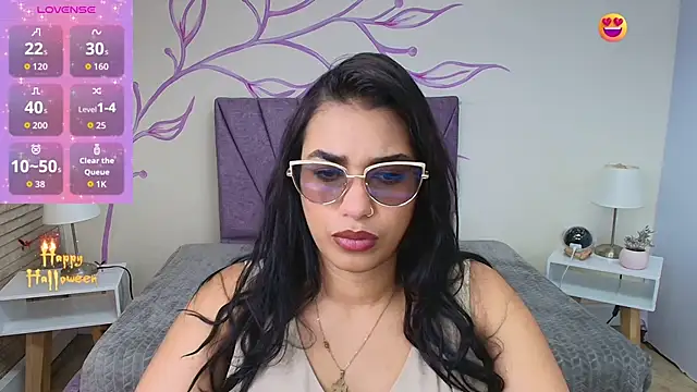 Lia Blake  online show from 11/07/25, 12:16