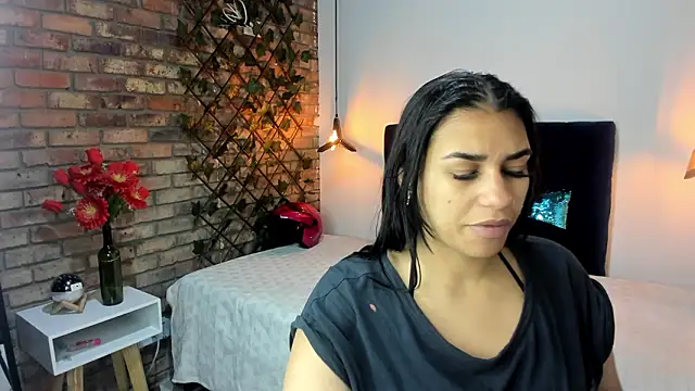 Lia Blake  online show from 02/23/26, 12:02