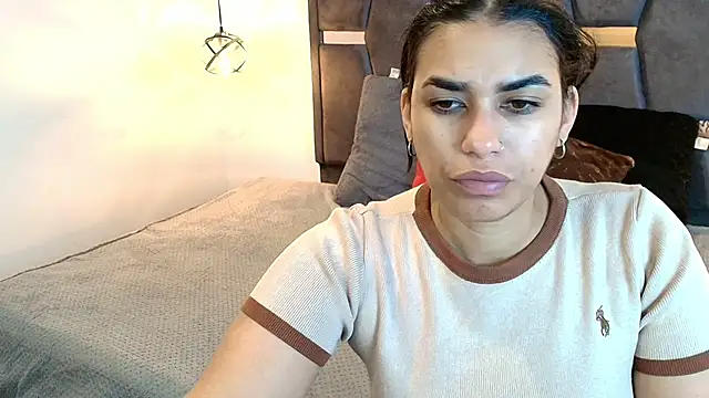 Lia Blake  online show from 04/10/26, 12:10