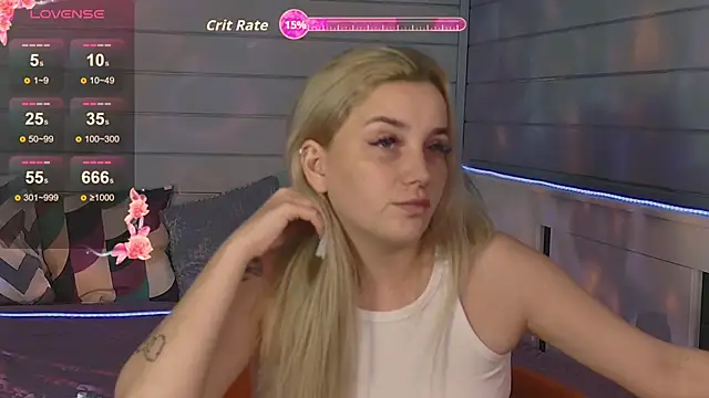 Snapshot of Crystal_Jull chatting on 10/12/25, 02:38 Crystal Jull online show from 10/12/25, 02:38