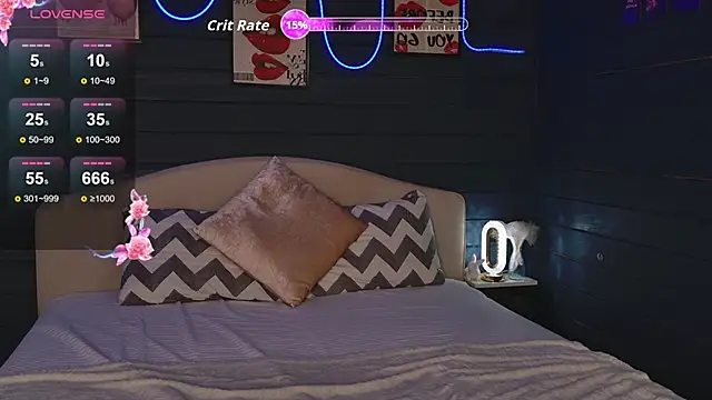 Snapshot of Crystal_Jull chatting on 11/11/25, 03:56 Crystal Jull online show from 11/11/25, 03:56