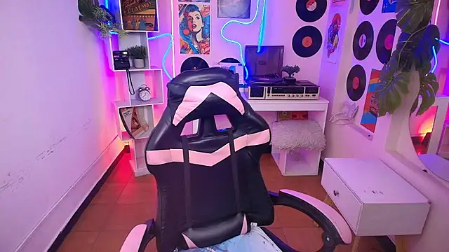 sweety smilee online show from 02/02/26, 07:23