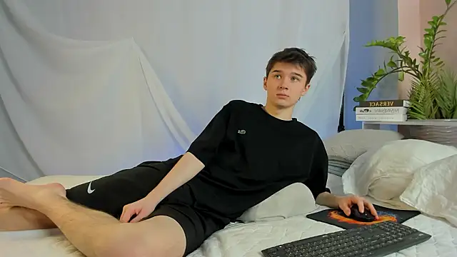 SherlockMax online show from 03/04/26, 08:04