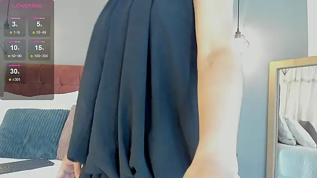 Tania 77  online show from 12/20/25, 12:12