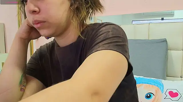 gisell gomez online show from 01/13/26, 01:27