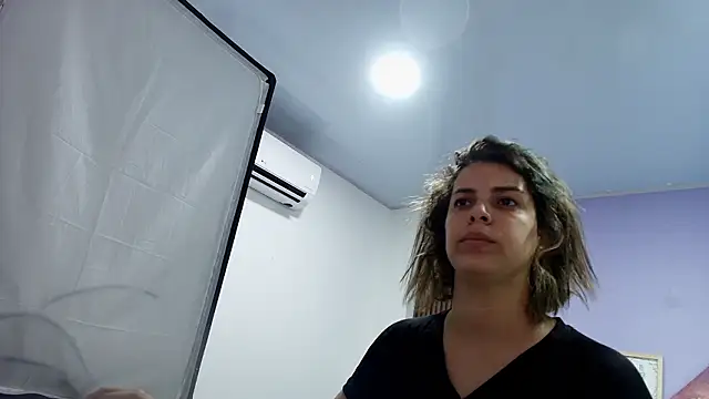 gisell gomez online show from 03/03/26, 07:53