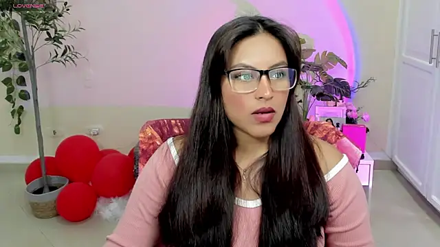 Cameroon-Diaz online show from 02/27/26, 01:55