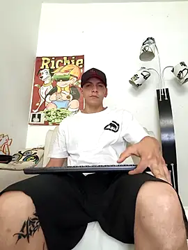 Thomasjons  online show from 02/13/26, 06:37