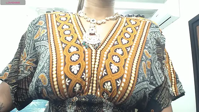 kairadayamai online show from 04/15/26, 12:23