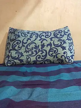 Snapshot of Bullboy8in chatting on 12/16/25, 02:49 Bullboy8in online show from 12/16/25, 02:49