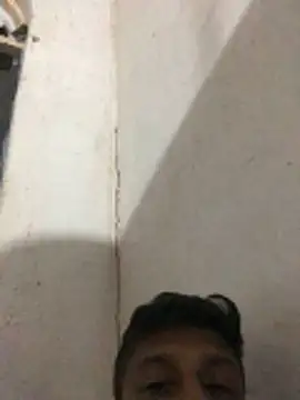 Snapshot of Bullboy8in chatting on 12/16/25, 04:56 Bullboy8in online show from 12/16/25, 04:56