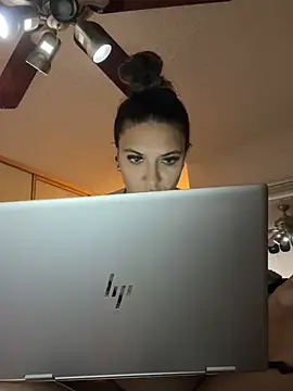 Chicagobabe online show from 04/15/26, 06:42