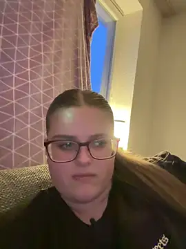 Snapshot of CurvyPaar2 chatting on 02/07/26, 04:33 CurvyPaar2 online show from 02/07/26, 04:33