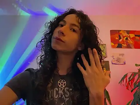 Snapshot of camille_delrey chatting on 10/07/25, 02:09 camille delrey online show from 10/07/25, 02:09