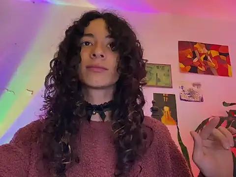 Snapshot of camille_delrey chatting on 10/23/25, 12:43 camille delrey online show from 10/23/25, 12:43