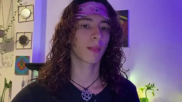 camille delrey online show from 06/10/26, 12:44