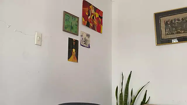 camille delrey online show from 06/17/26, 05:25